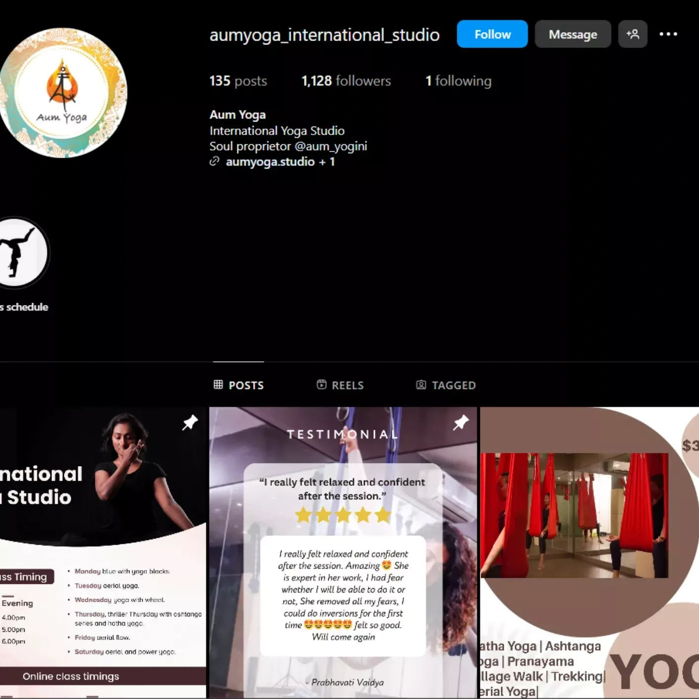 Instagram profile of @aumyoga_international_studio
